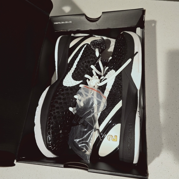 Kobe 6 Mambacita - Picture 3 of 6